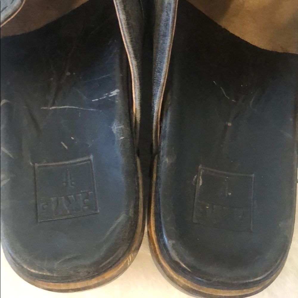 Frye clogs 7M (1570) - Picture 7 of 8